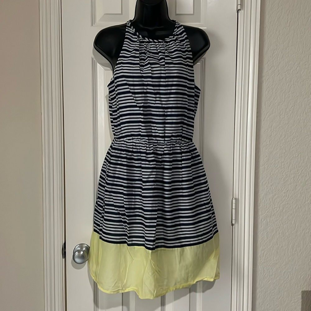 Old navy blue/white stripe dress w/yellow block sleeveless. Size M